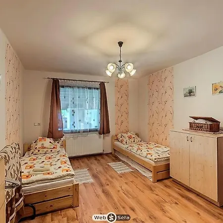Vackor Vendeghaz Gerjen Apartment Exterior photo