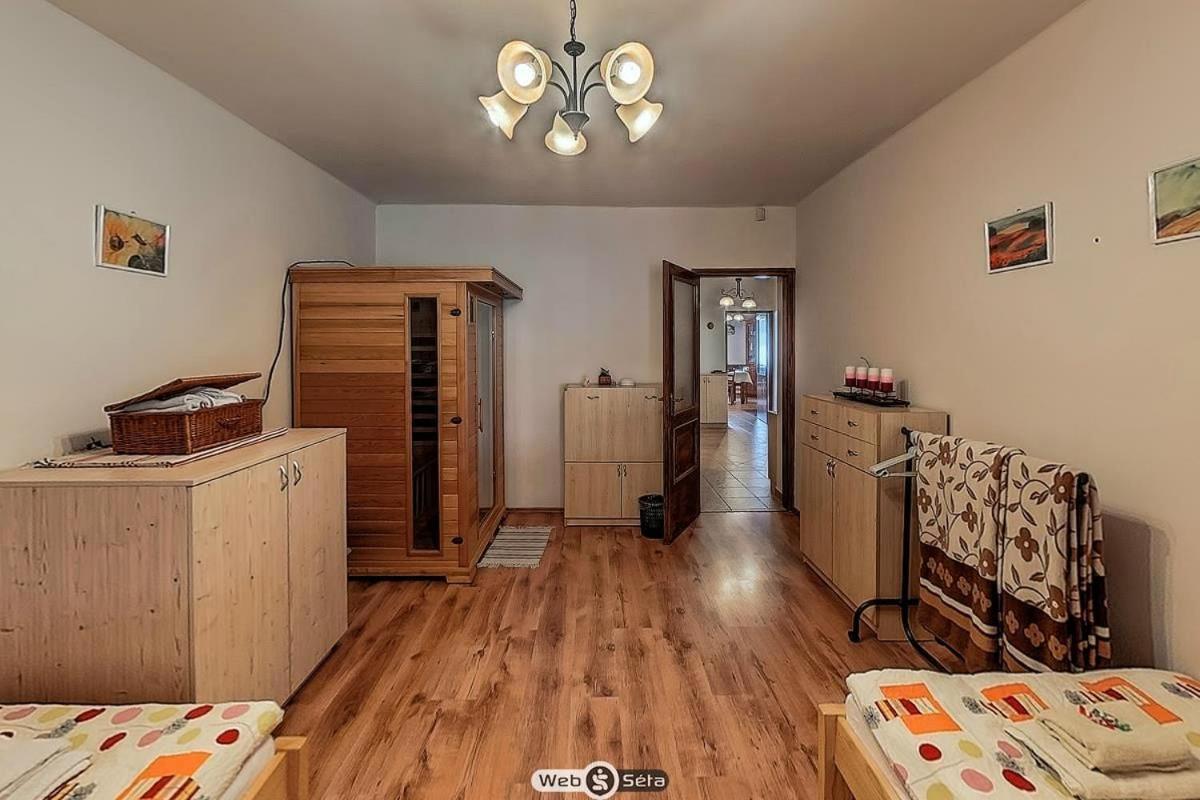 Vackor Vendeghaz Apartman
